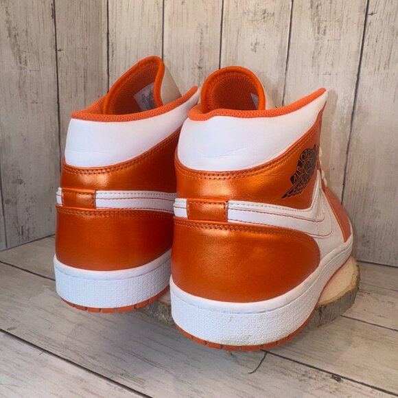 Nike Men's Air Jordan 1 SE Mid Electro Orange White Retro Size 14 (DM3531-800) - Picture 4 of 9